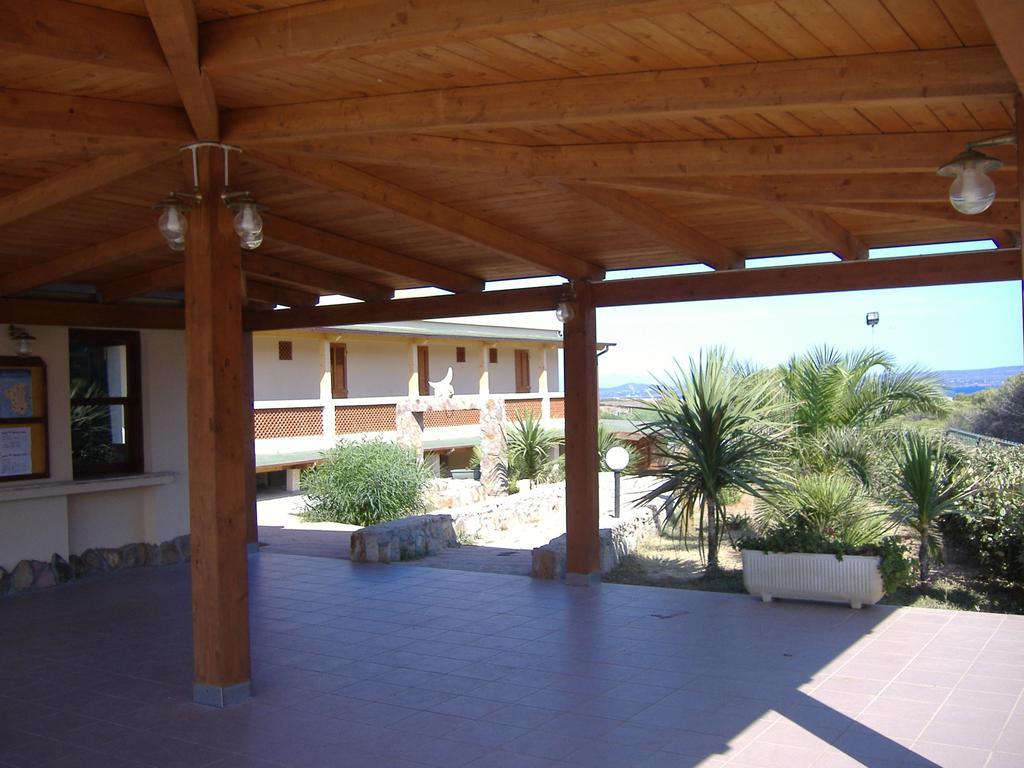Hotel Mezzaluna Carloforte  Extérieur photo