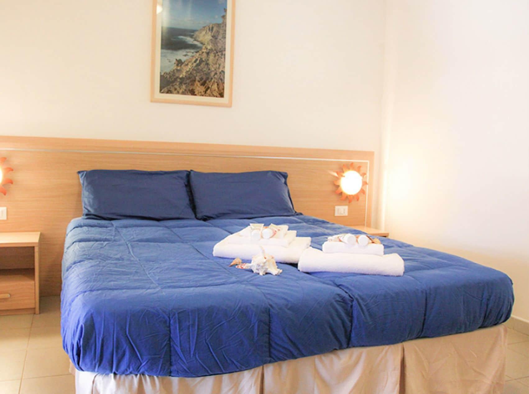 Hotel Mezzaluna Carloforte  Extérieur photo